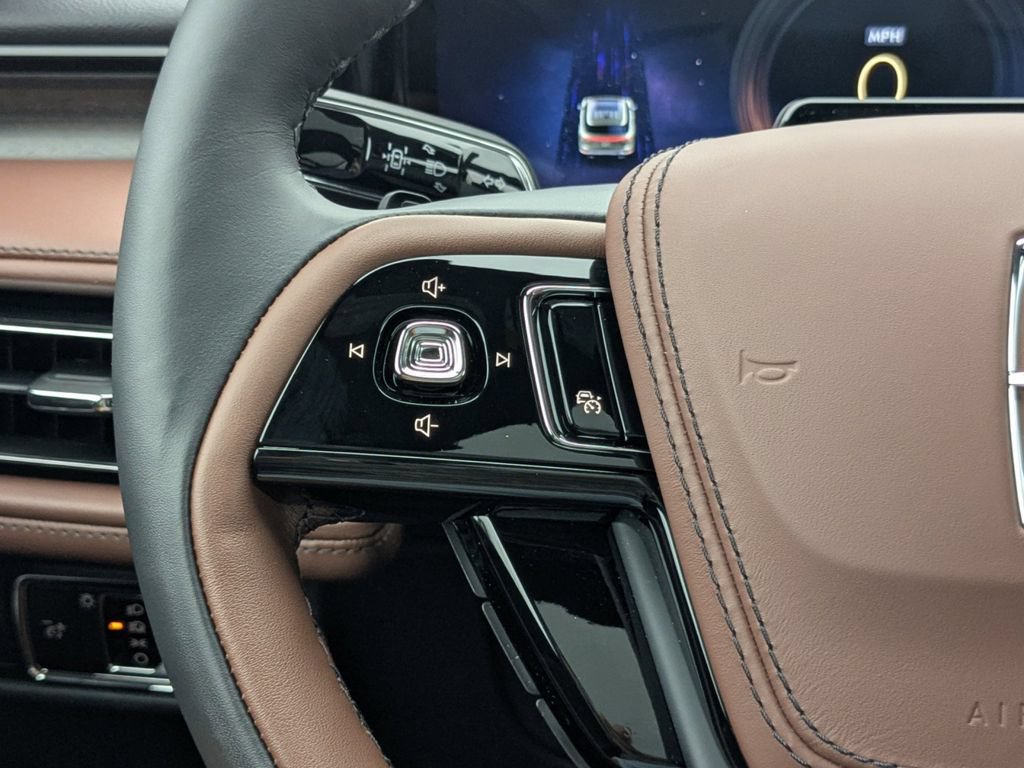 New 2026 Lincoln Aviator Reserve w/ Illumination Package RWD image 29