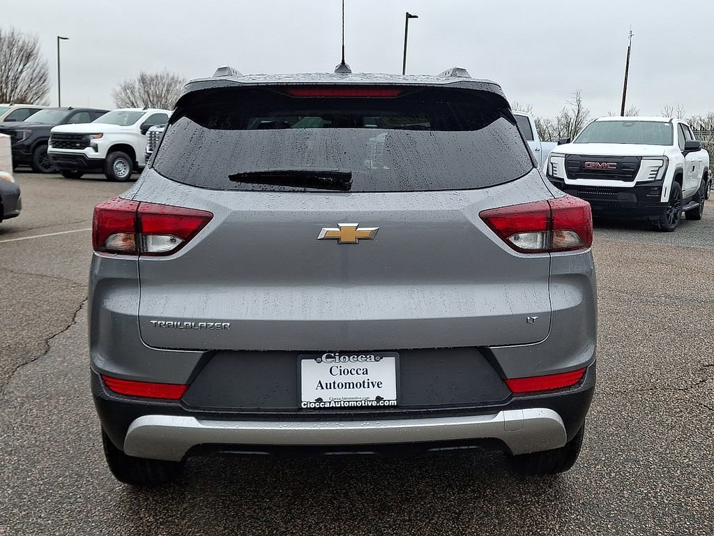 Used 2023 Chevrolet TrailBlazer LT w/ Convenience Package image 8