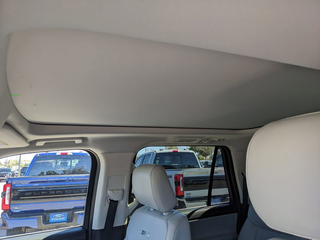Used 2025 Ford Expedition Max Platinum image 22