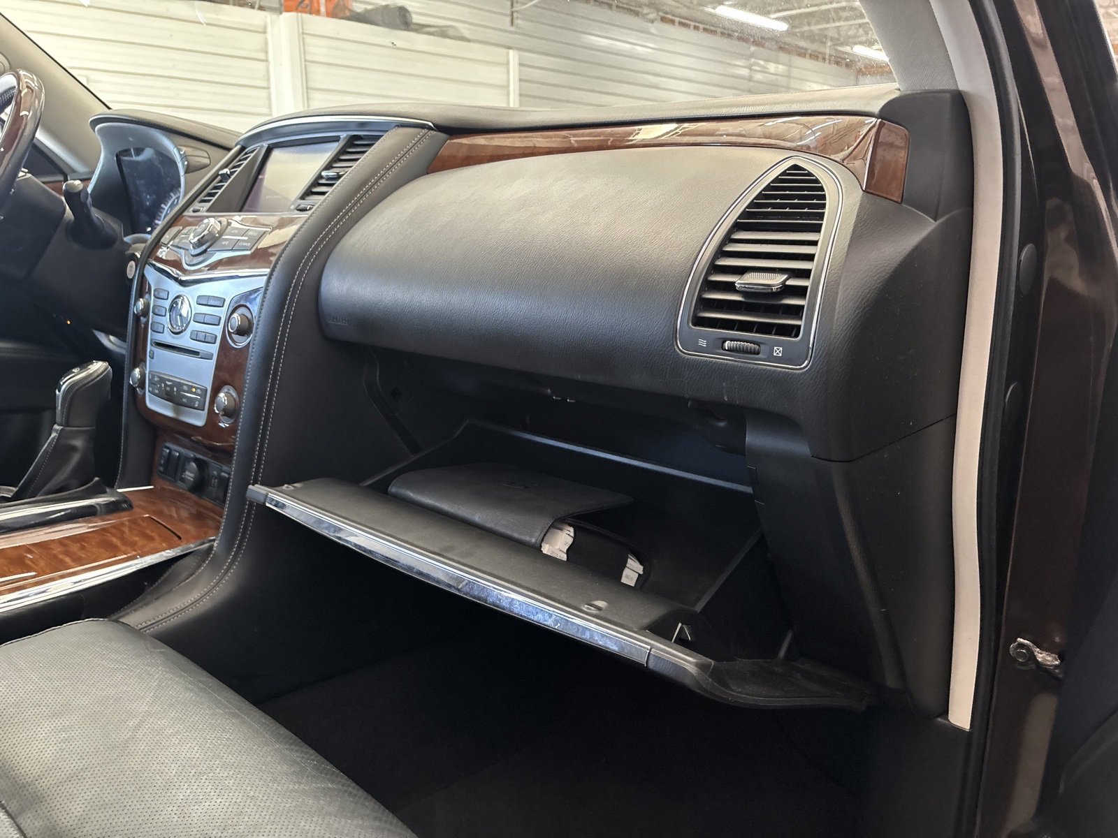 Used 2019 INFINITI QX80 Luxe w/ Proassist Package image 31