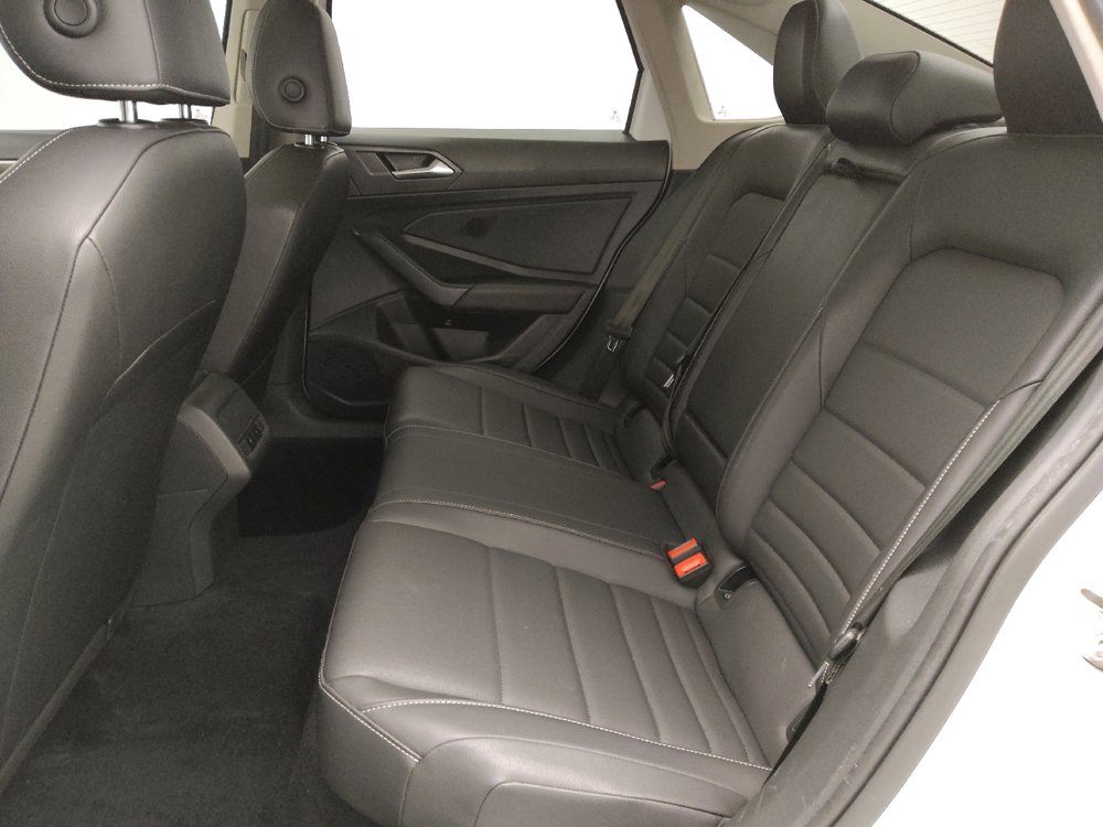 Used 2021 Volkswagen Jetta SEL FWD image 18