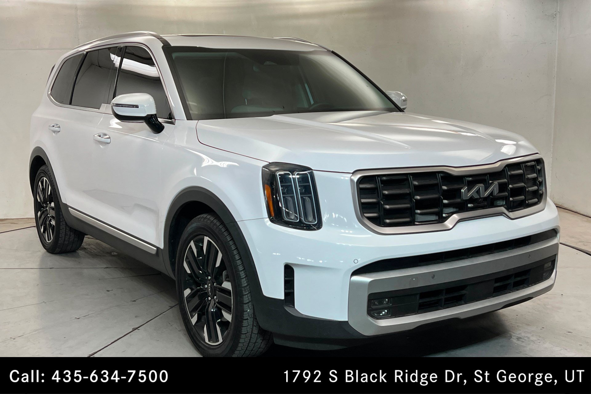 Used 2024 Kia Telluride SX w/ Towing Package AWD/4WD image 7