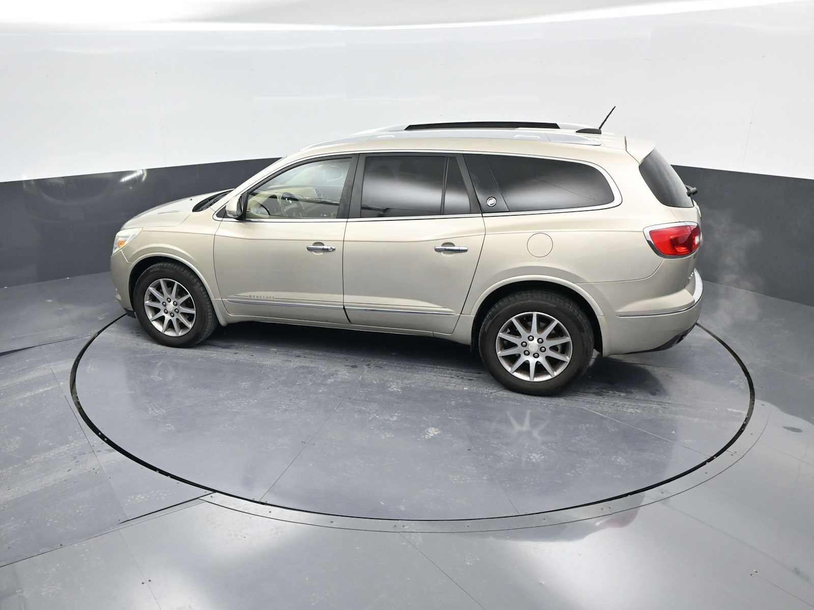 Used 2016 Buick Enclave Leather w/ Trailering Package image 23