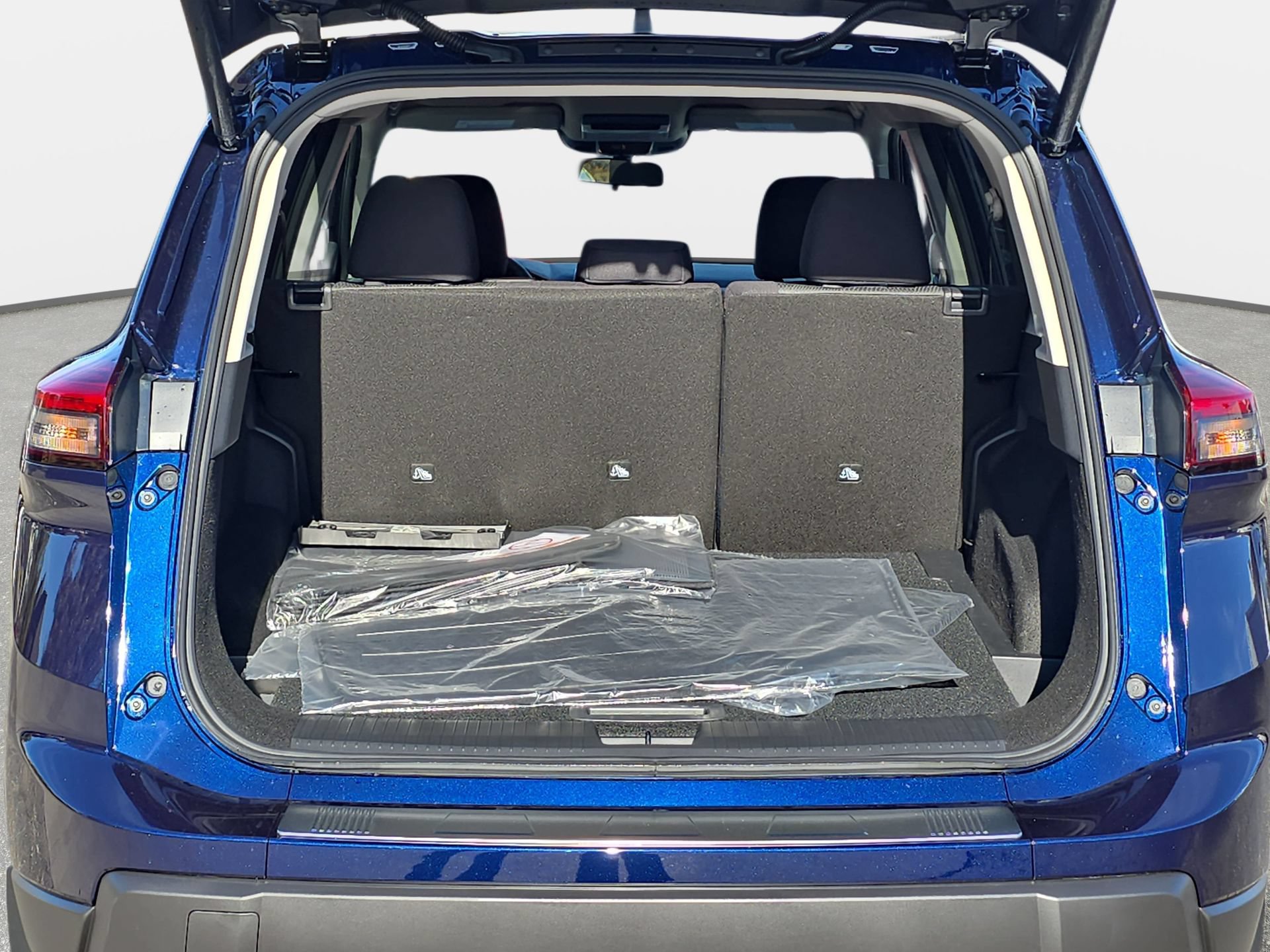 New 2026 Nissan Rogue SV w/ Cold Weather Package FWD image 12