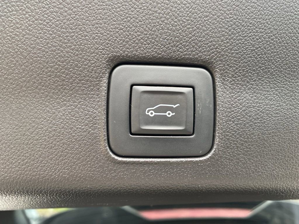 Used 2024 Chevrolet TrailBlazer RS w/ Convenience Package image 18