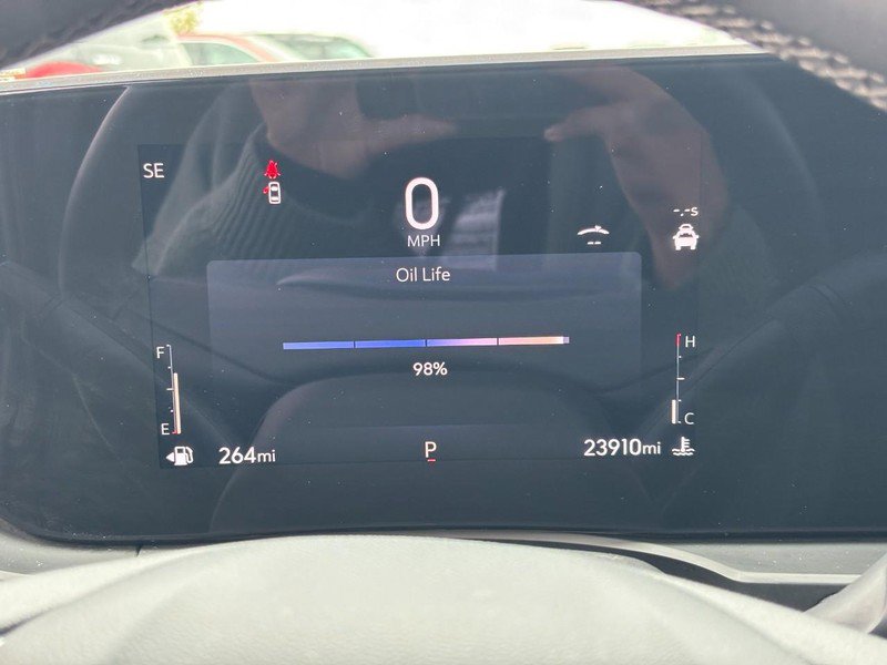 Used 2025 Buick Envista Preferred w/ Convenience I Package image 19