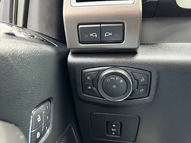 Used 2017 Ford F150 Limited w/ Trailer Tow Package image 19