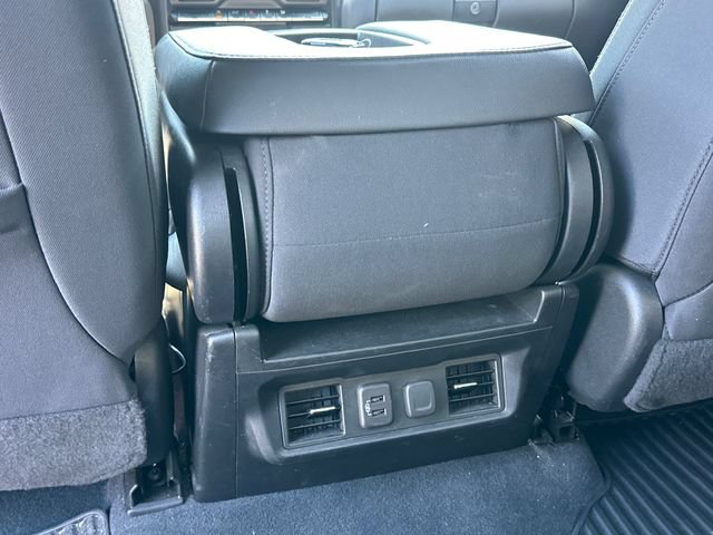 Used 2021 Chevrolet Silverado 1500 LT AWD/4WD image 12