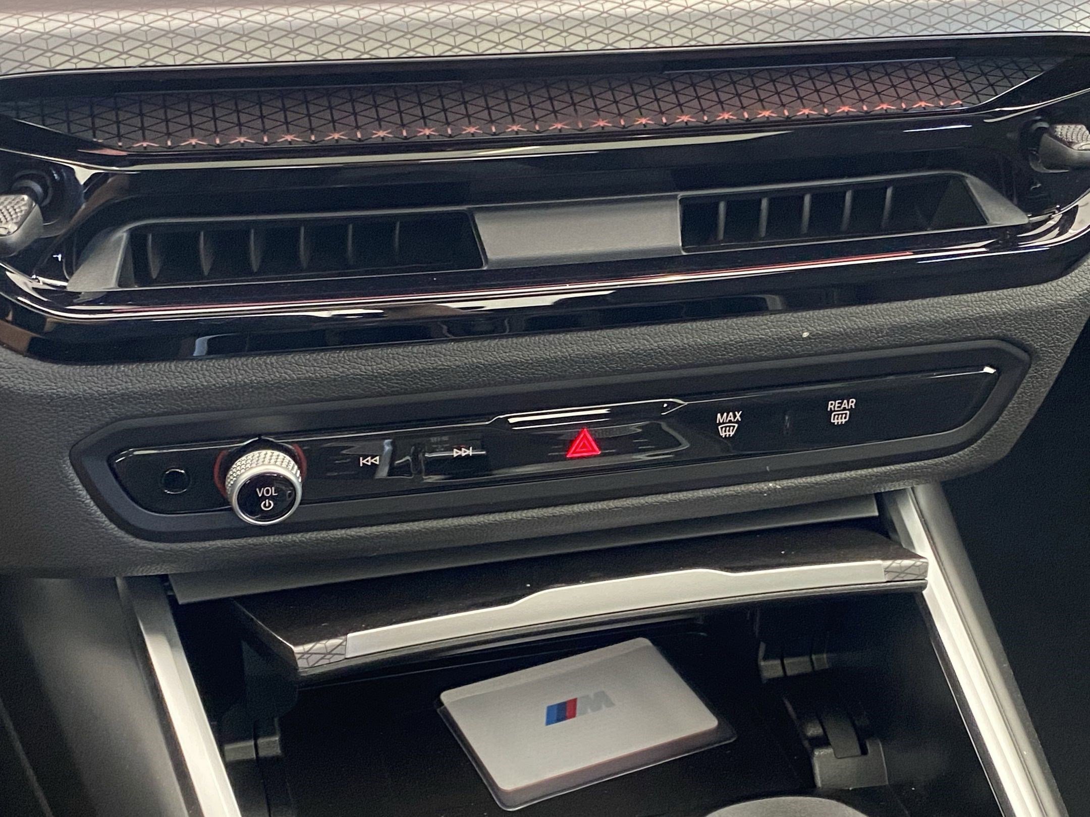 Used 2025 BMW 330i xDrive Sedan w/ M Sport Package image 26