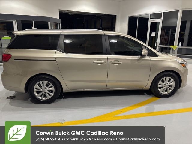 Used 2016 Kia Sedona LX w/ LX Convenience Package image 7