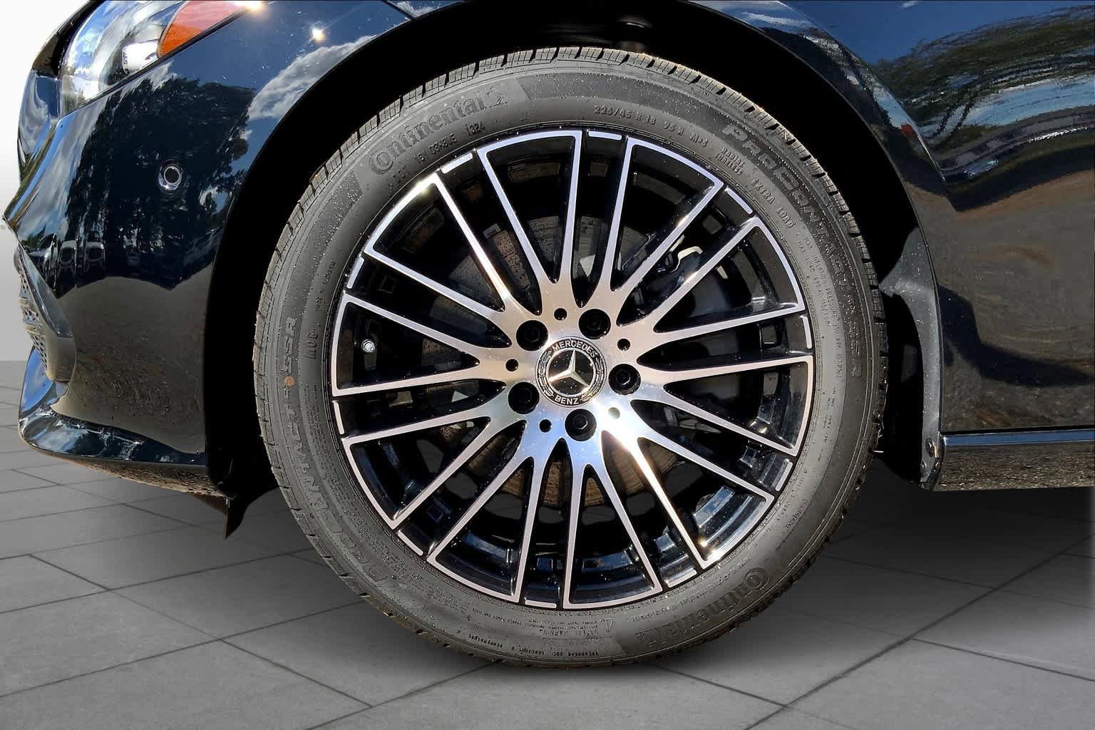 New 2025 Mercedes-Benz C 300 4MATIC Sedan image 15