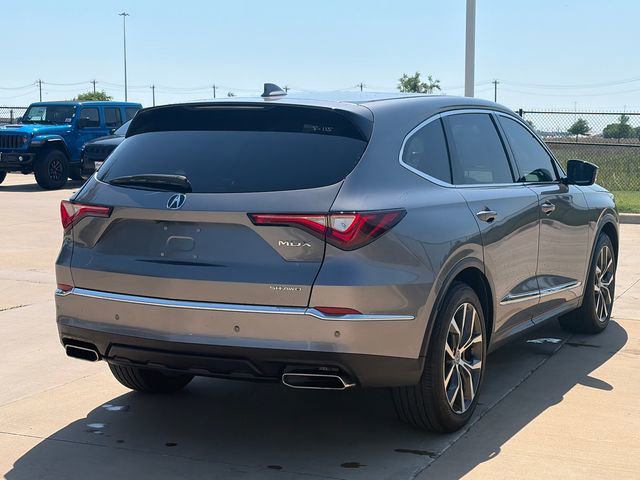 Used 2024 Acura MDX SH-AWD w/ Technology Package image 9