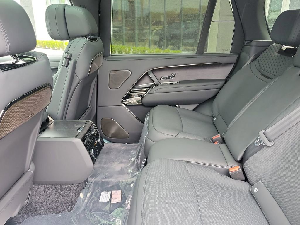 New 2026 Land Rover Range Rover Long Wheel Base SV image 16
