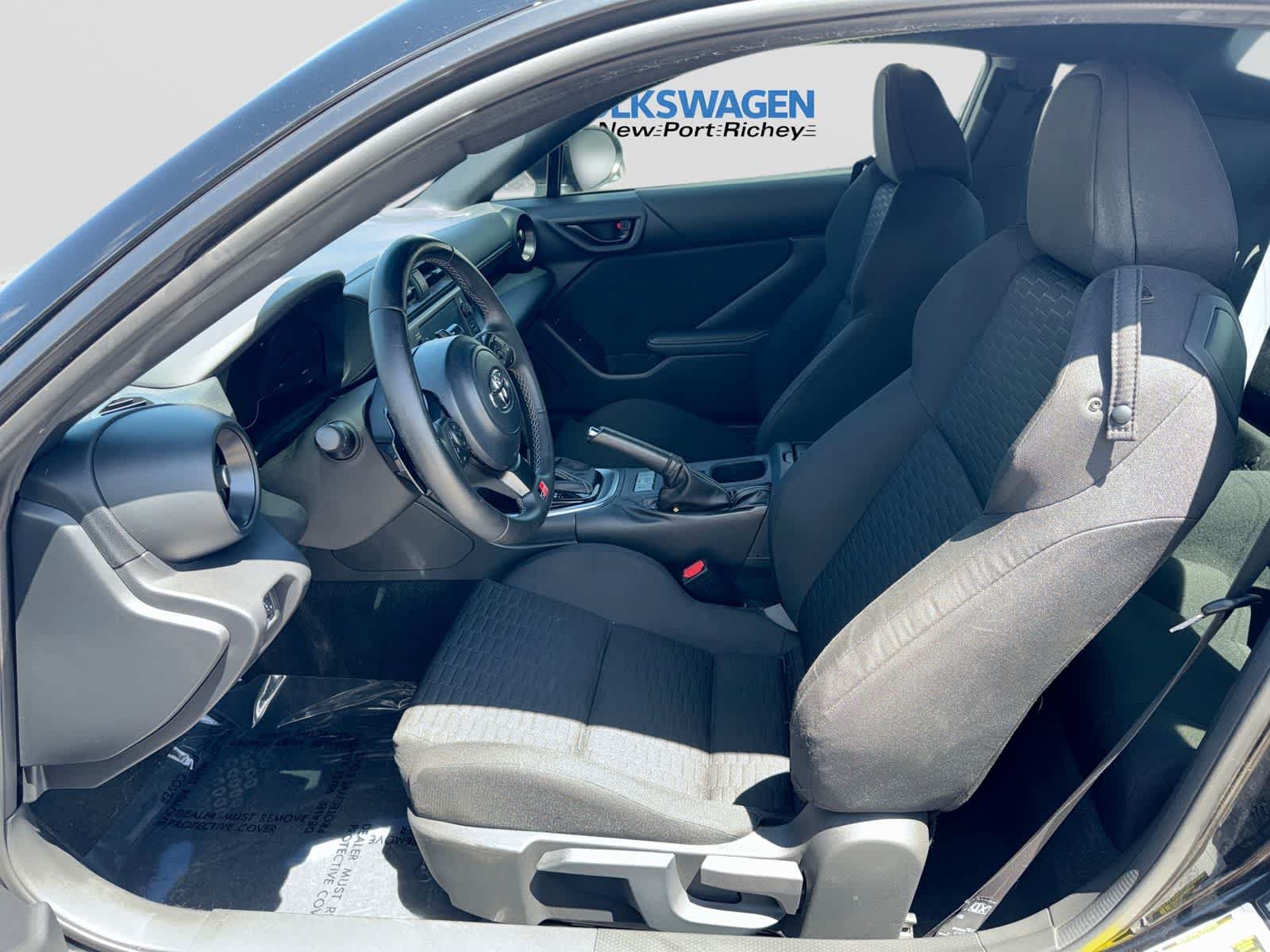 Used 2023 Toyota GR86 RWD image 23