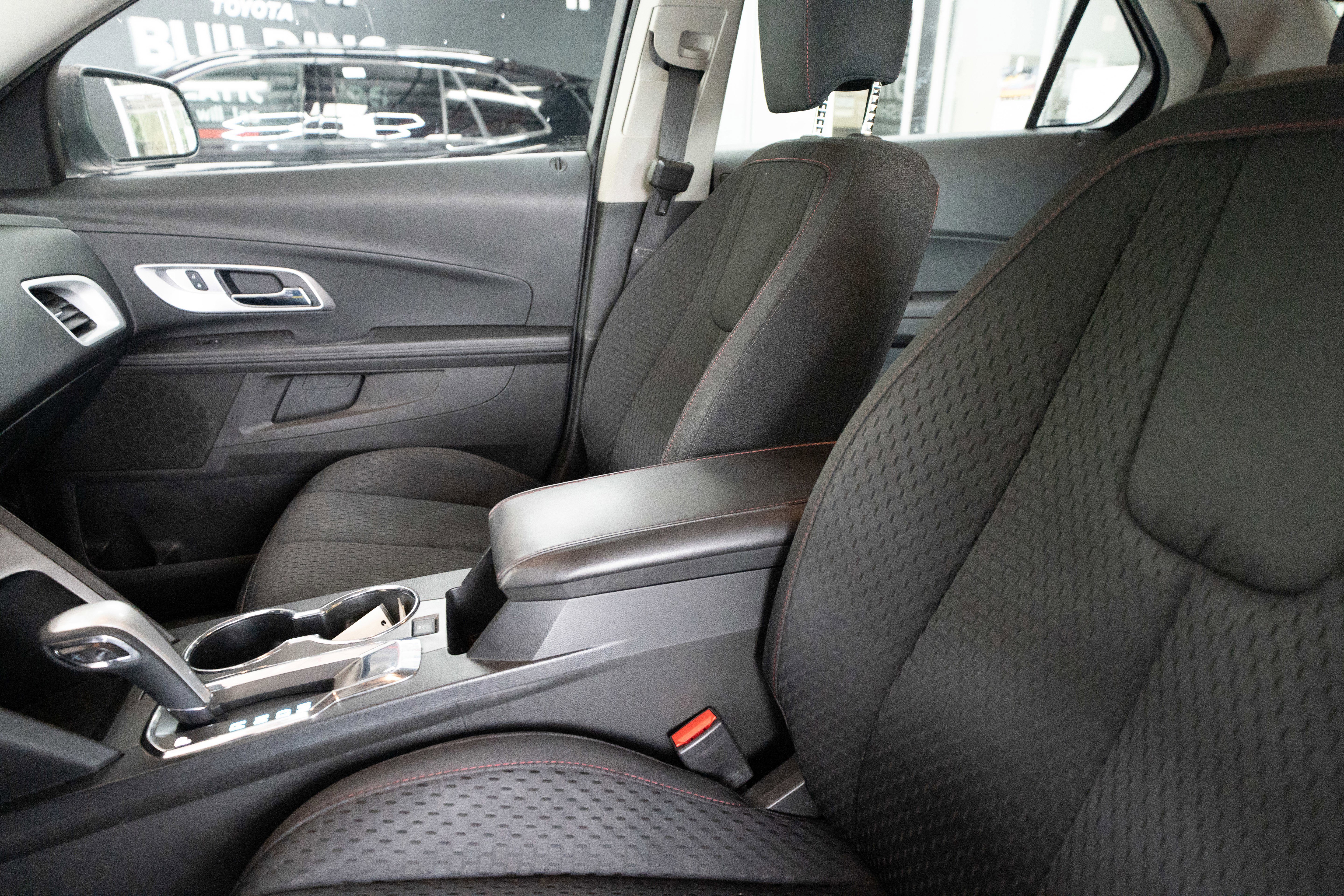 Used 2015 Chevrolet Equinox LS FWD image 10
