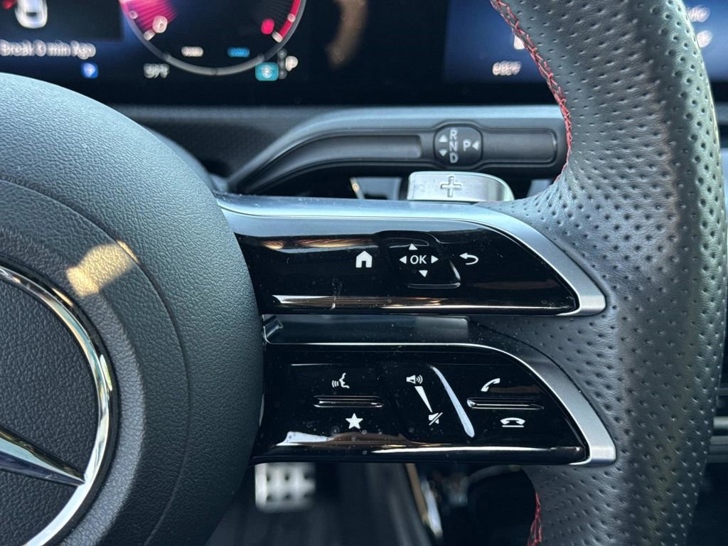 Certified 2025 Mercedes-Benz CLA 250 4MATIC image 25