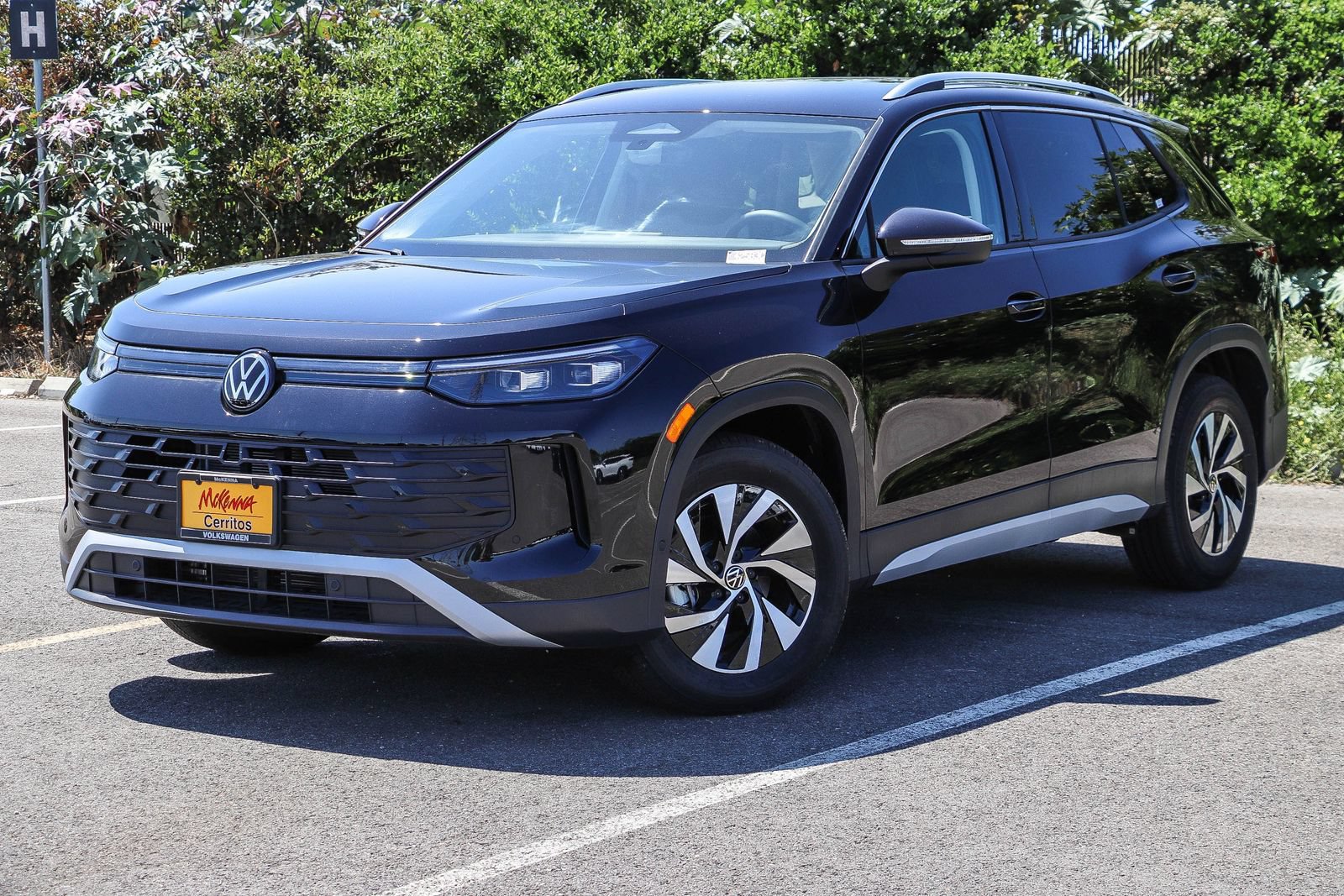 New 2026 Volkswagen Tiguan S