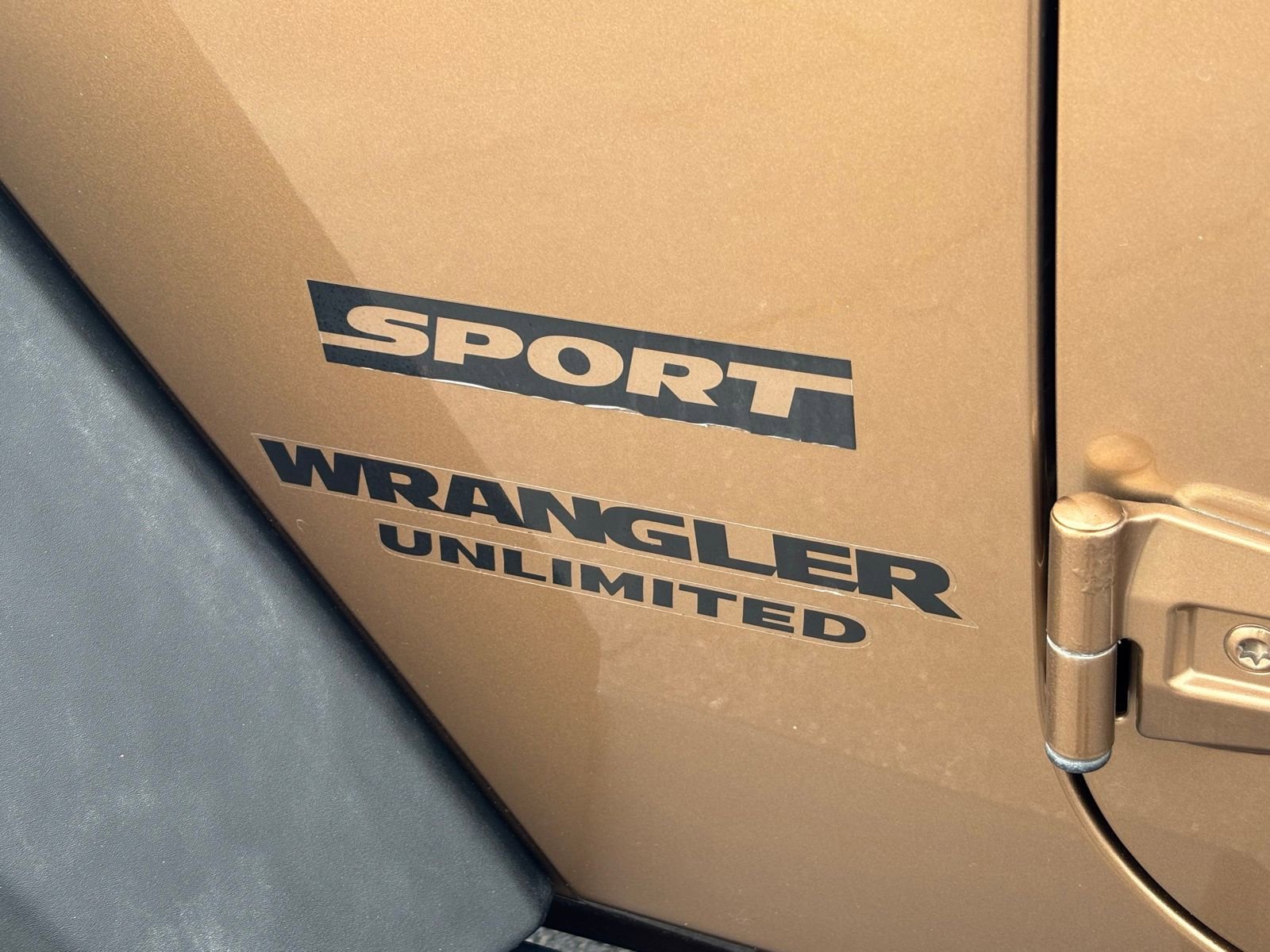 Used 2015 Jeep Wrangler Unlimited Sport w/ Quick Order Package 24S AWD/4WD image 16