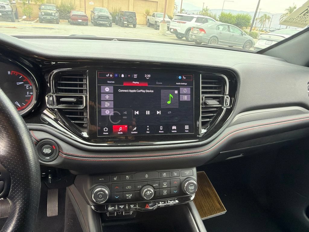 Used 2024 Dodge Durango GT RWD image 19