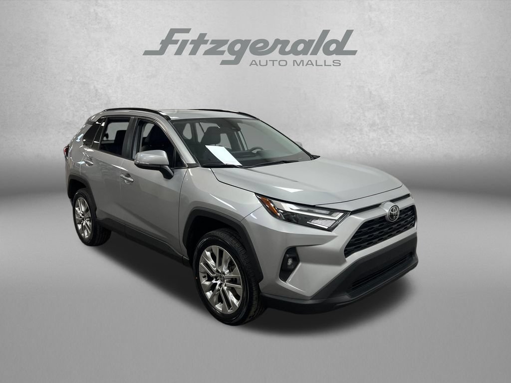 Used 2024 Toyota RAV4 XLE Premium w/ Weather Package AWD/4WD image 7