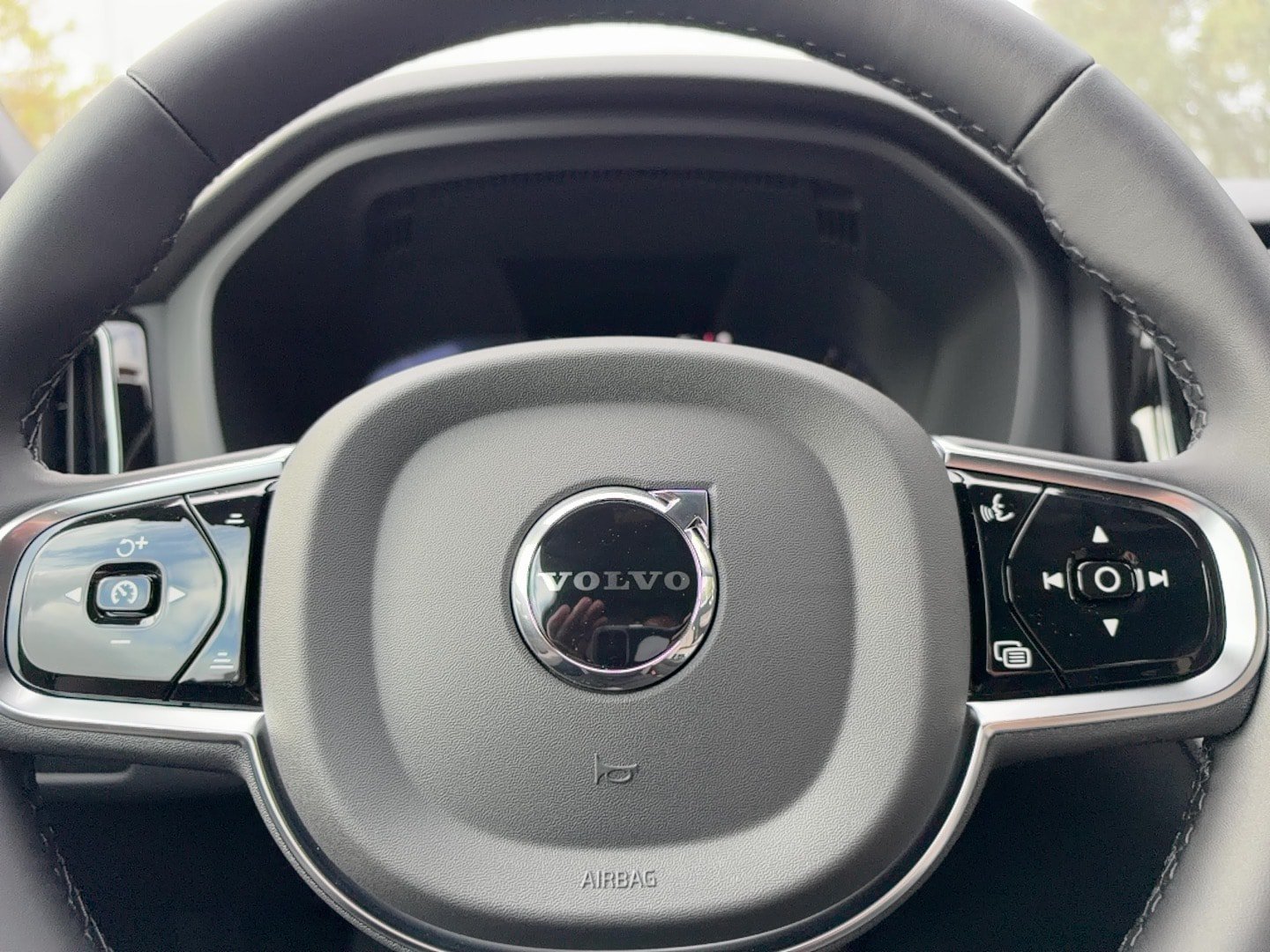 New 2027 Volvo XC60 B5 Core AWD/4WD image 19