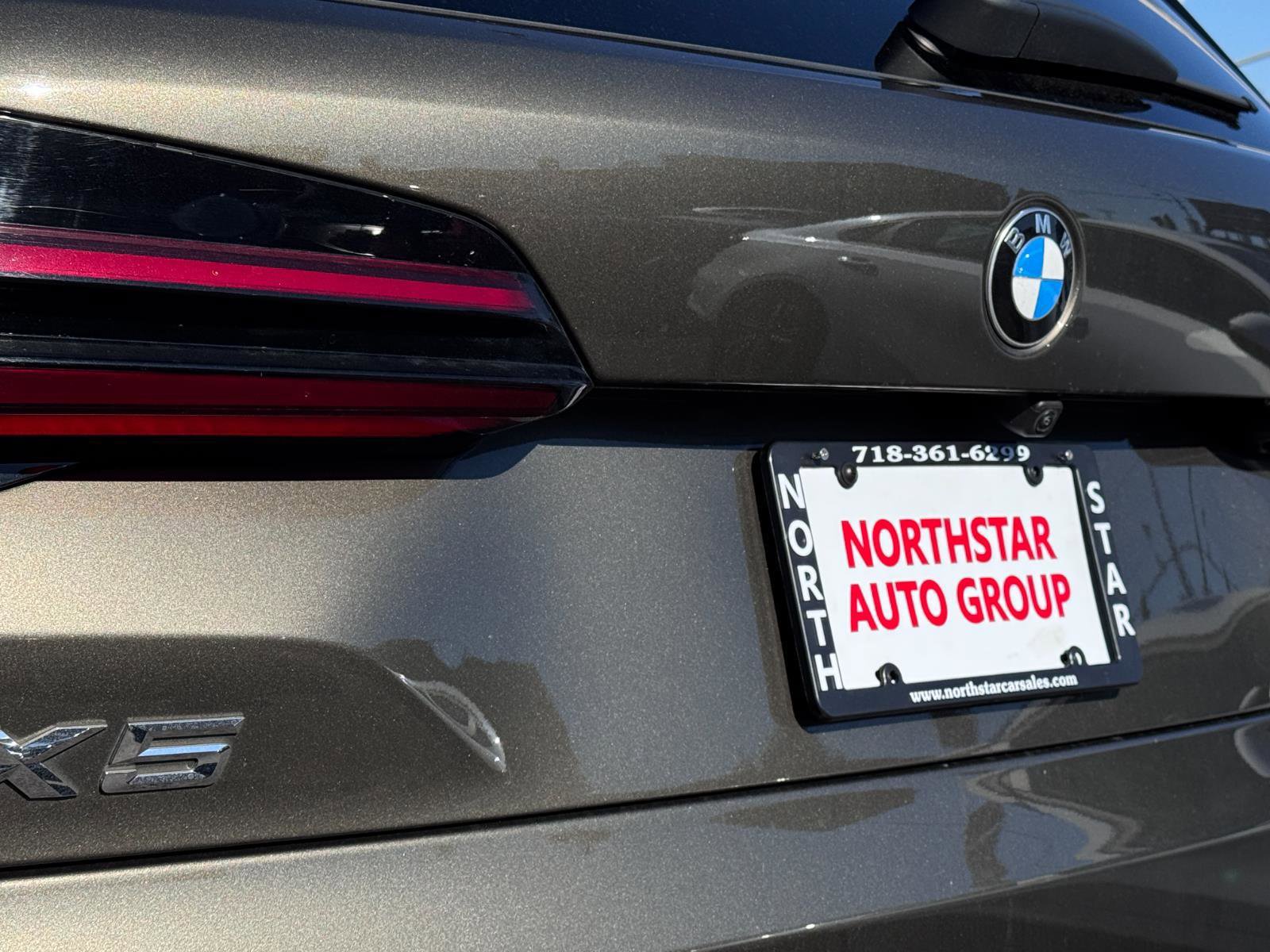 Used 2025 BMW X5 xDrive40i w/ M Sport Package image 7