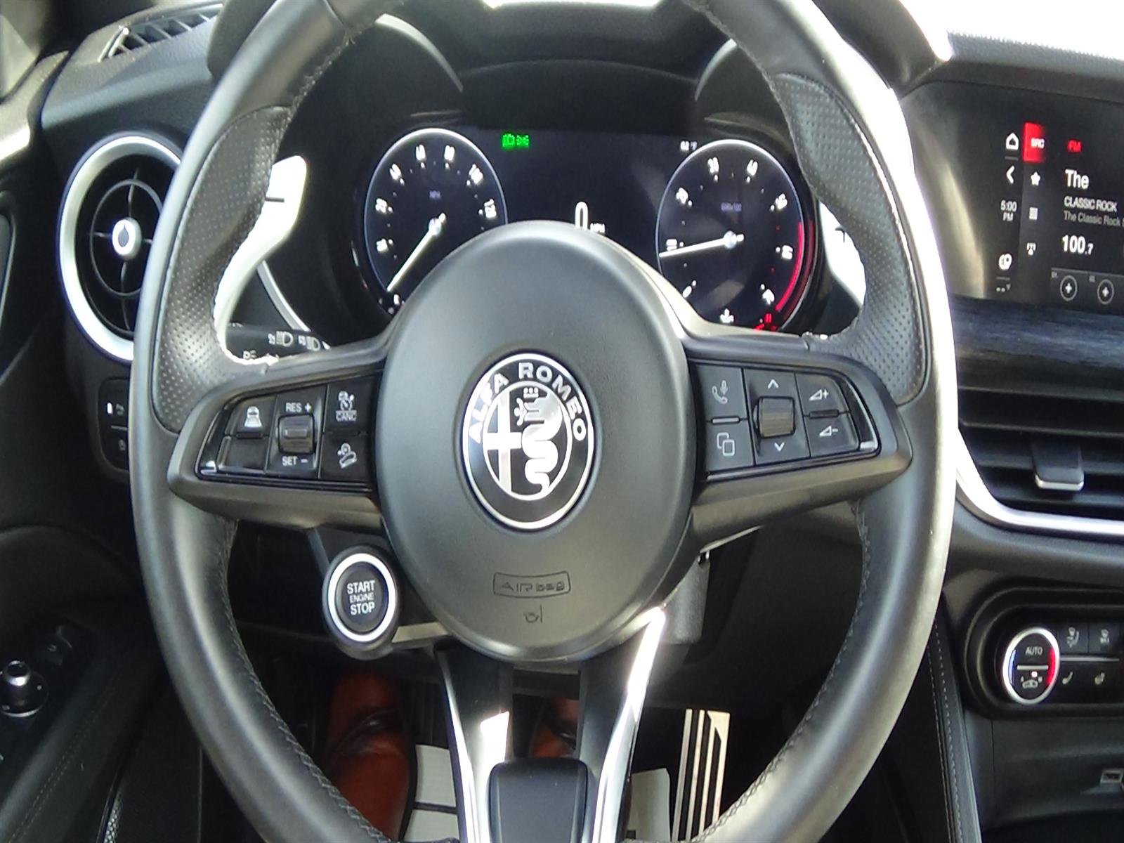 Used 2024 Alfa Romeo Stelvio Sprint AWD/4WD image 21