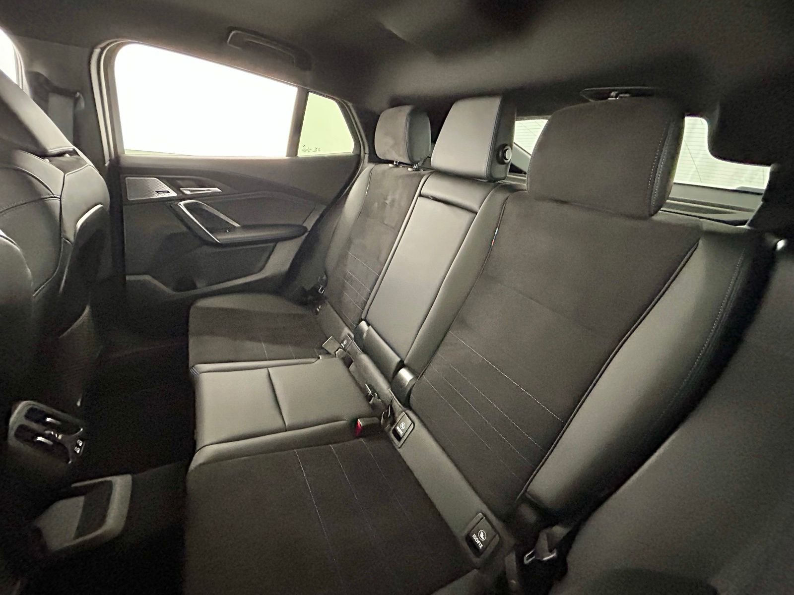 Used 2024 BMW X2 M35i image 32