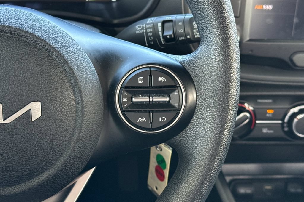 Used 2024 Kia Soul LX w/ Option Group 015 FWD image 32