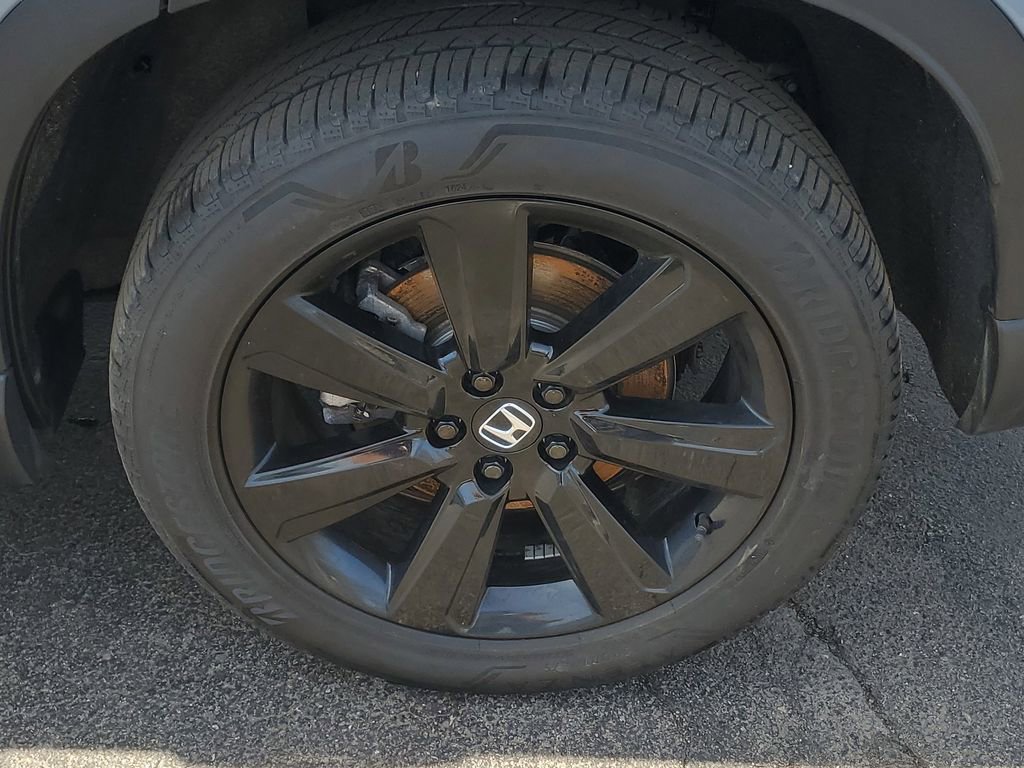 Used 2025 Honda Pilot Black Edition image 5