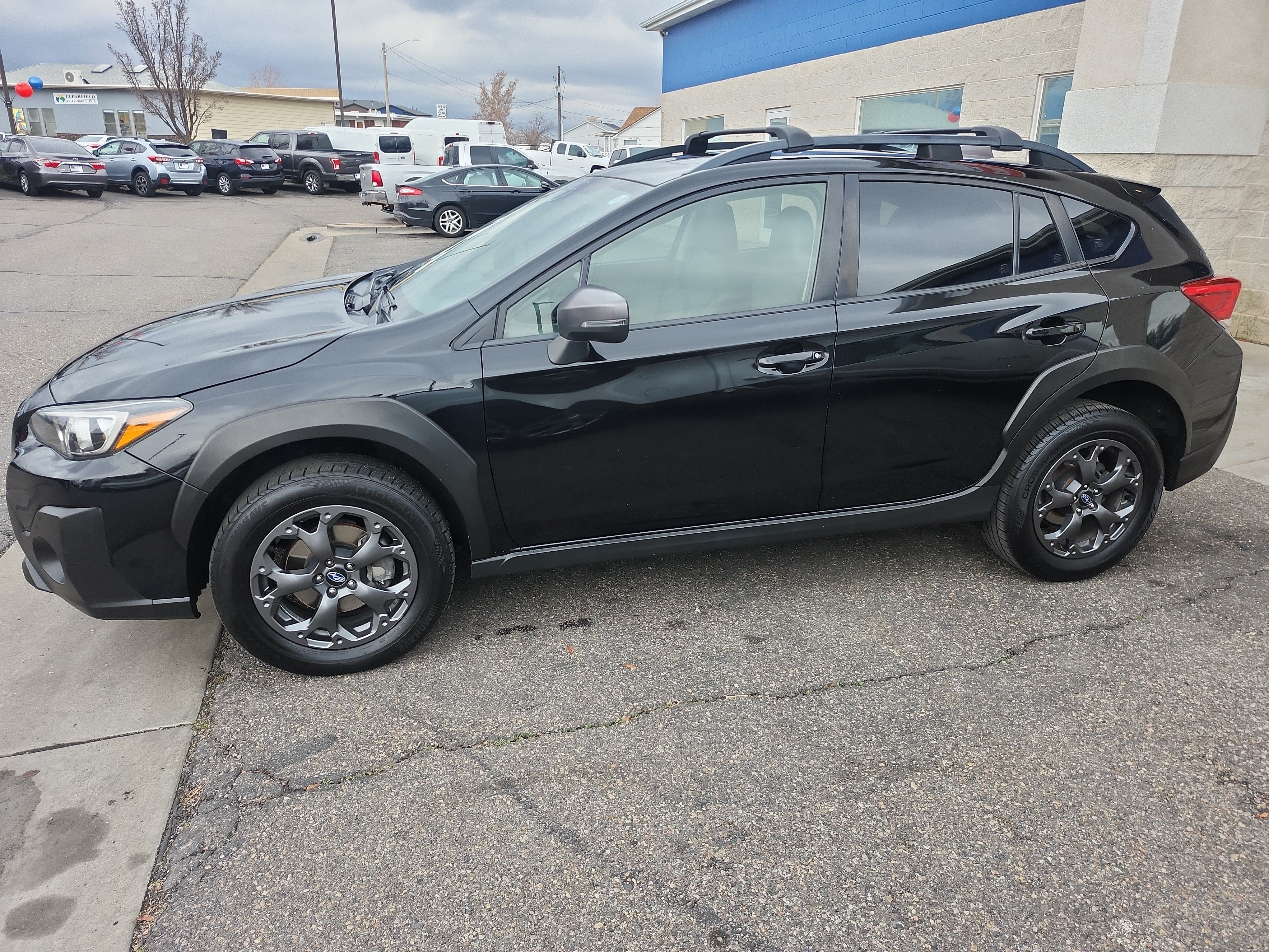 Used 2021 Subaru Crosstrek 2.5i Sport w/ Moonroof Package AWD/4WD image 4