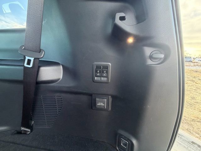 Used 2024 Lexus GX 550 w/ Accessory Package (Z1) image 29