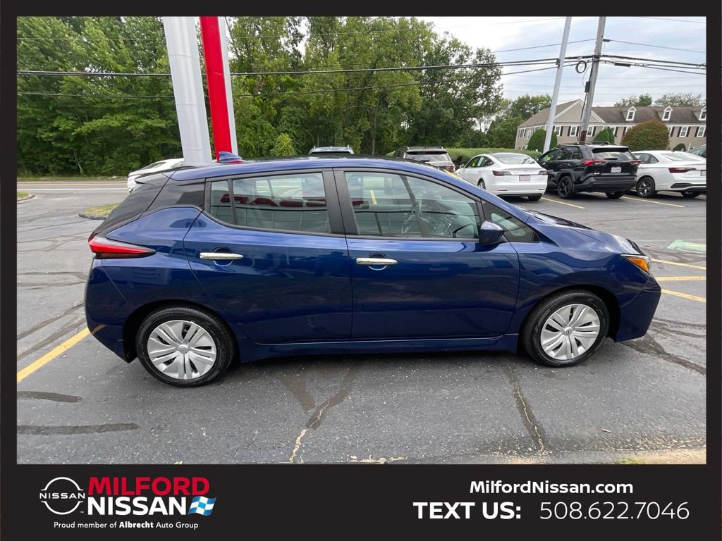 Certified 2024 Nissan Leaf S FWD image 6