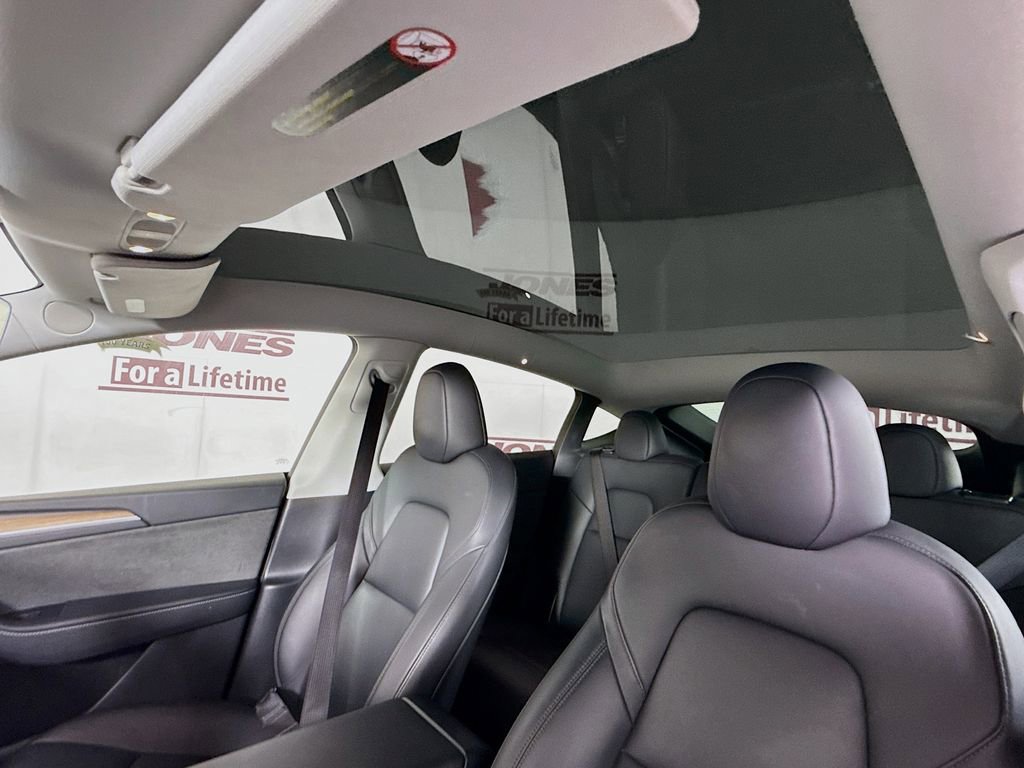 Used 2024 Tesla Model Y Long Range image 11
