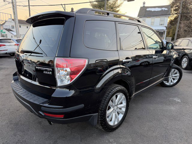 Used 2011 Subaru Forester 2.5X Limited image 8