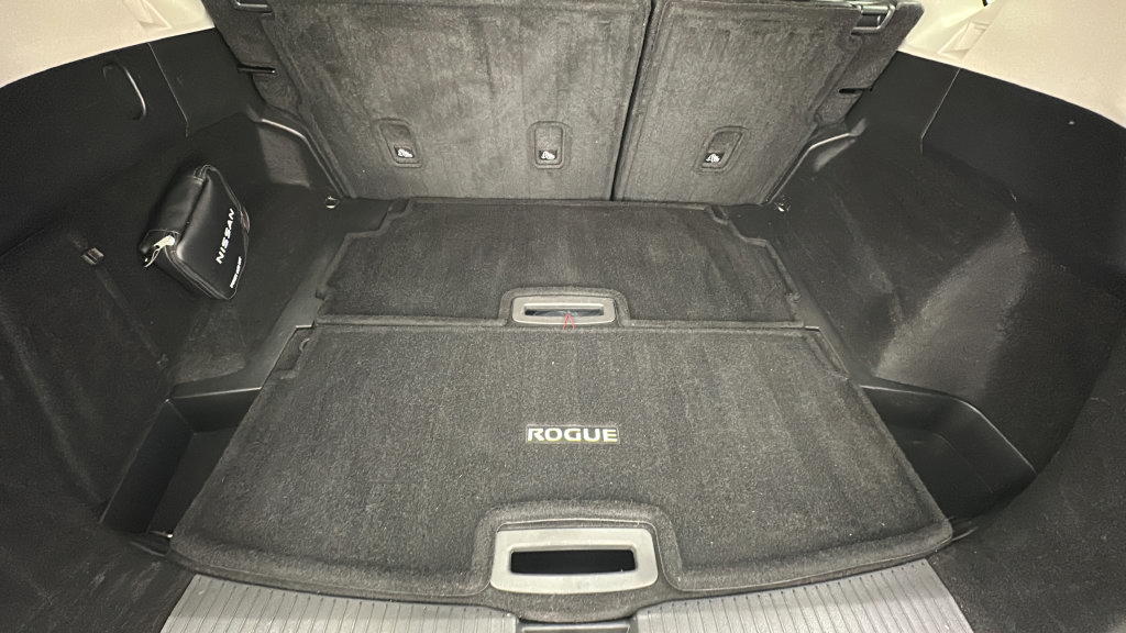 Used 2024 Nissan Rogue SL w/ SL Premium Package AWD/4WD image 25