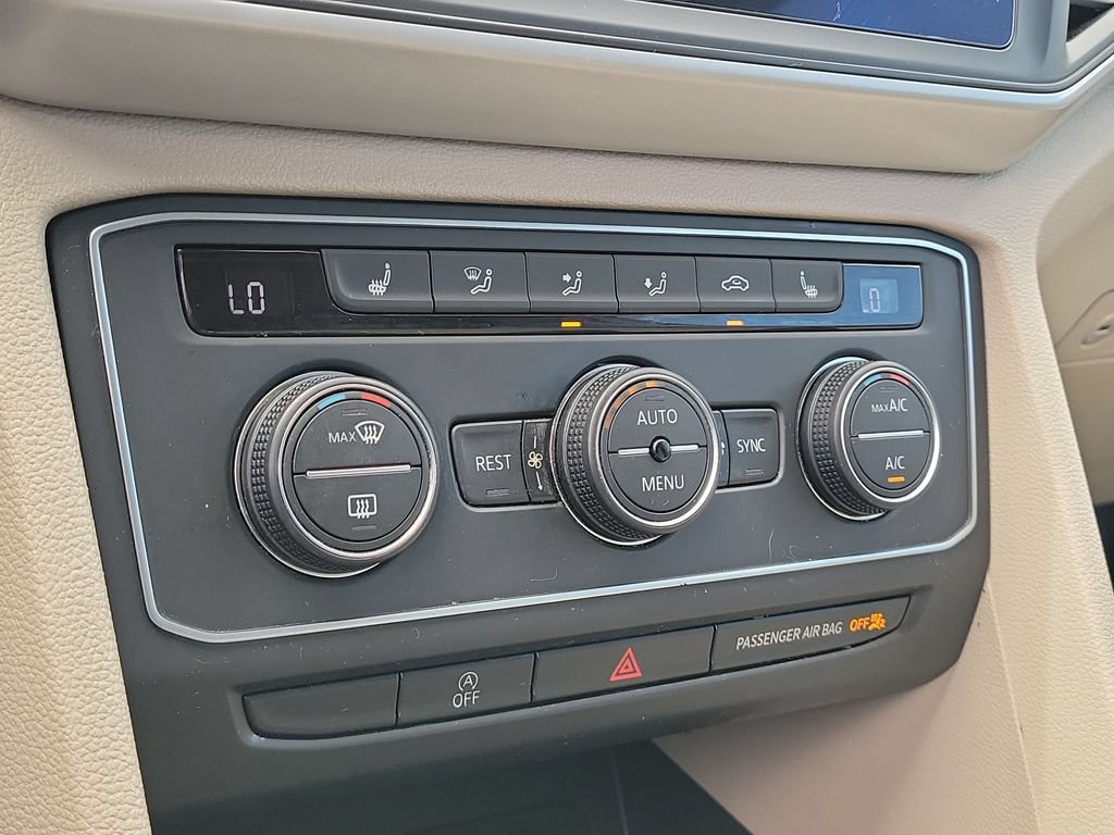 Used 2021 Volkswagen Atlas SE FWD image 16