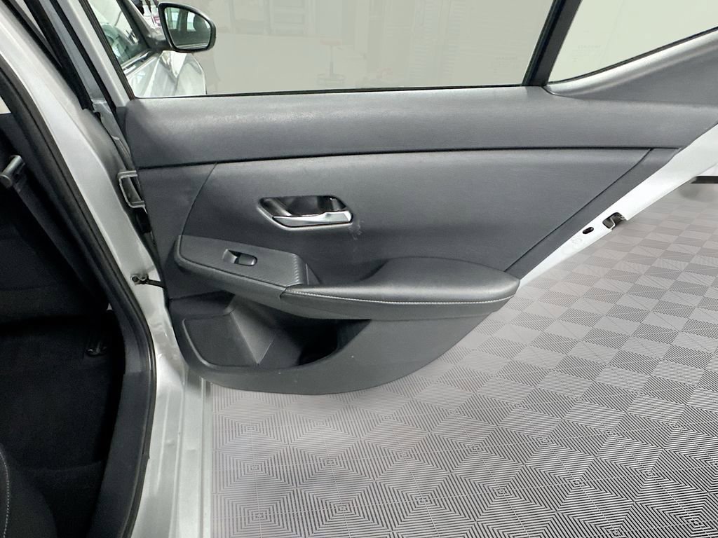 Used 2023 Nissan Sentra SV image 23