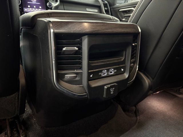 Used 2025 RAM 1500 Laramie AWD/4WD image 20