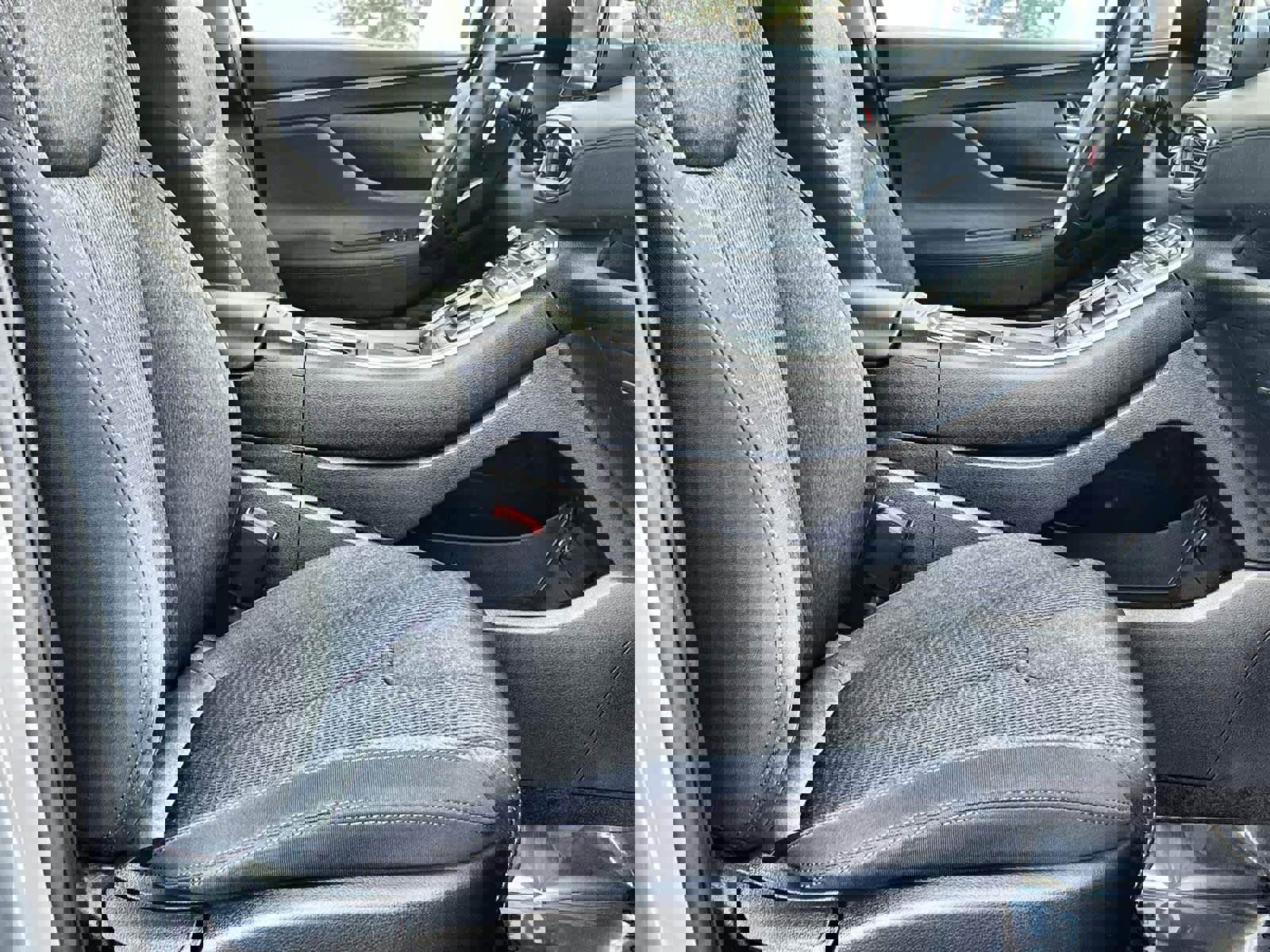 Used 2023 Hyundai Santa Fe SEL image 17