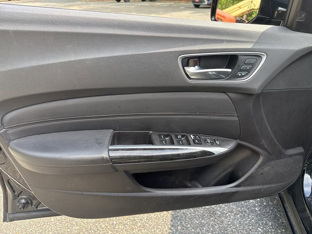 Used 2019 Acura TLX w/ Technology Package FWD image 15