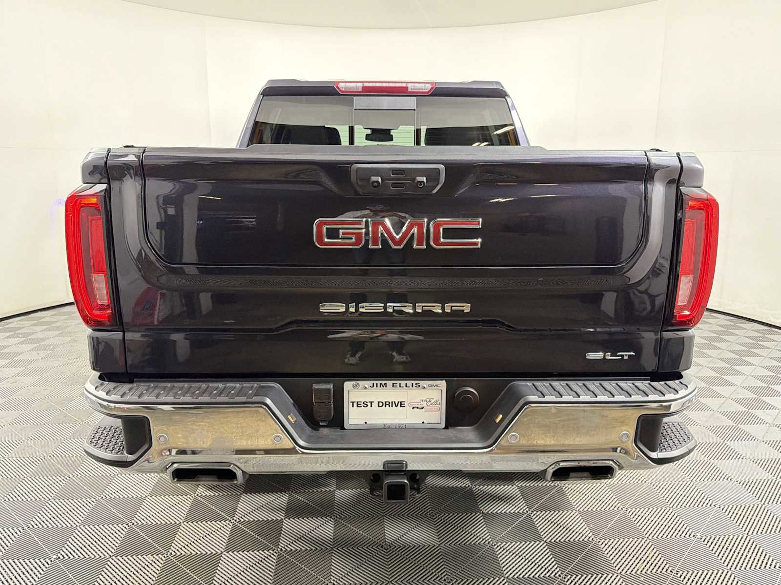 Certified 2024 GMC Sierra 1500 SLT w/ SLT Premium Plus Package image 5