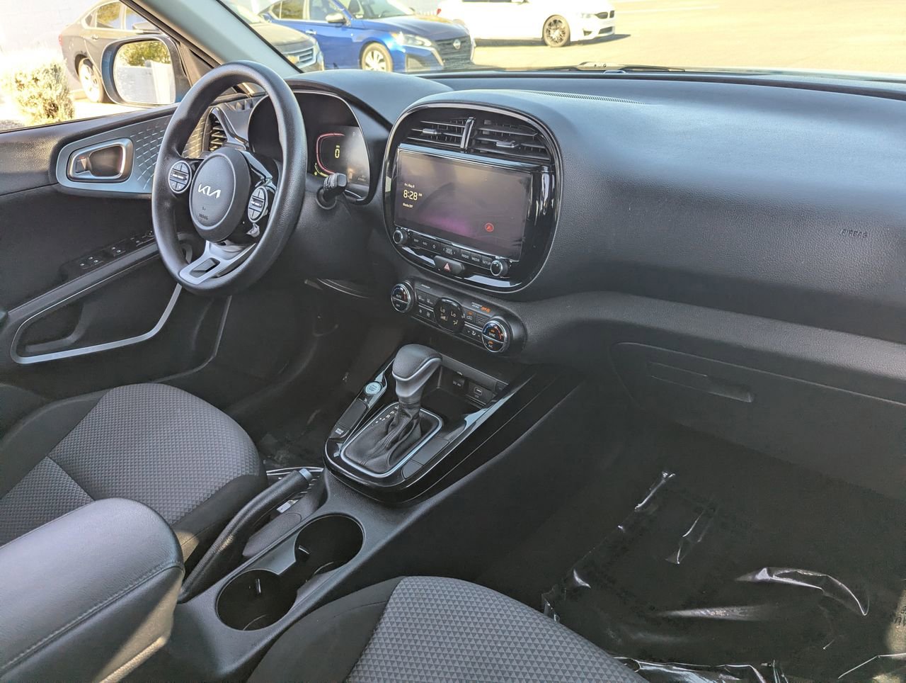 Used 2023 Kia Soul S FWD image 12