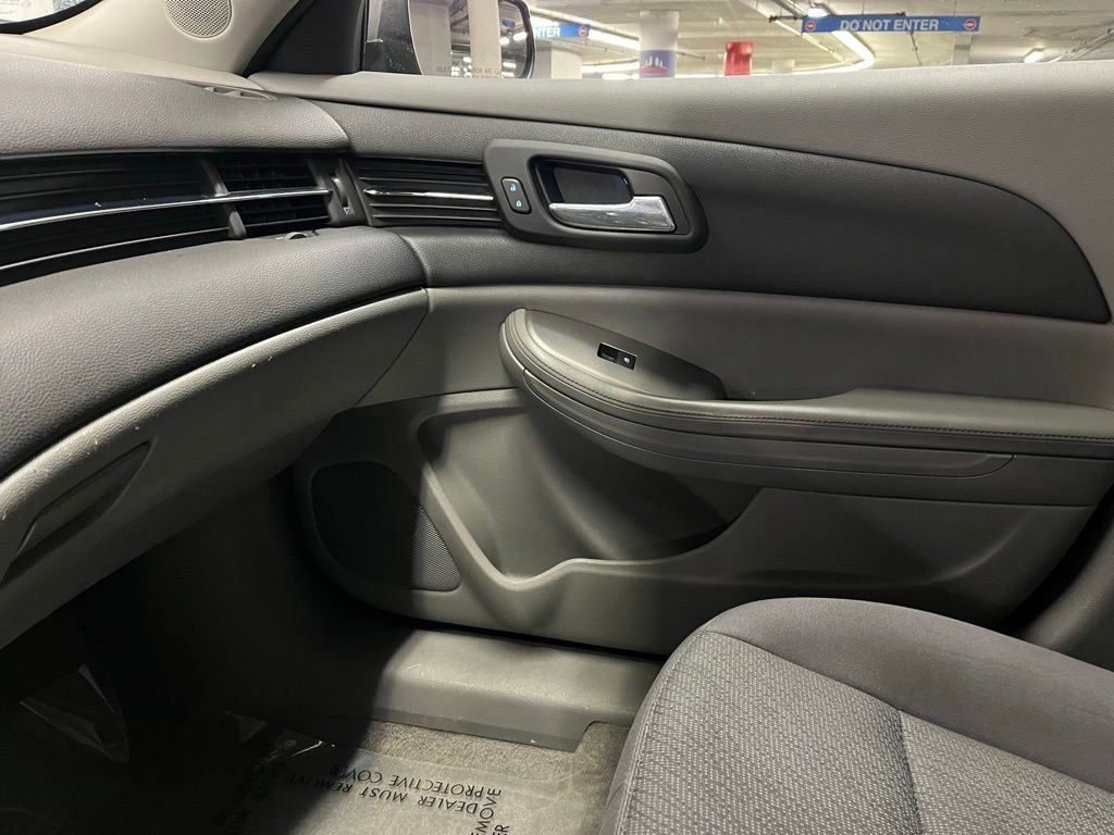 Used 2016 Chevrolet Malibu LS image 24