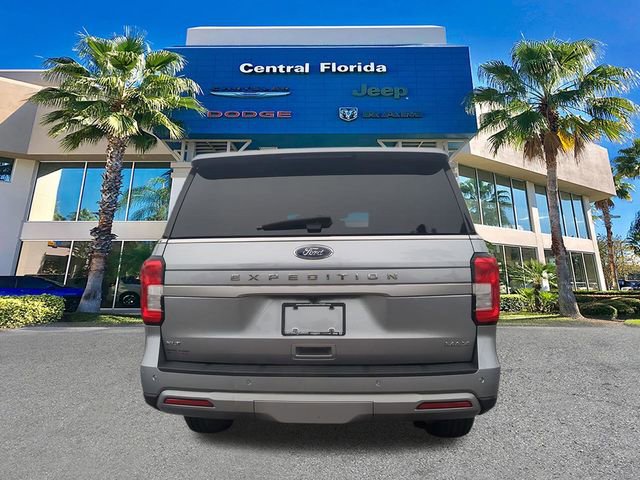 Used 2024 Ford Expedition Max XLT image 6