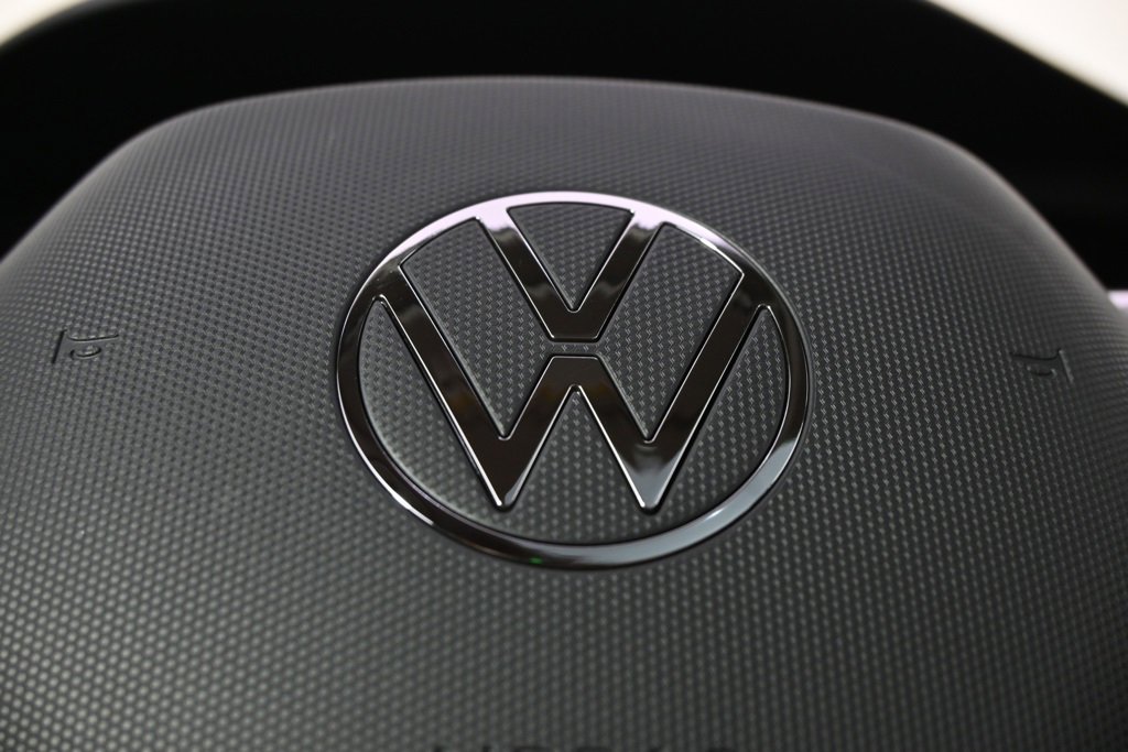 Used 2024 Volkswagen Jetta SEL image 33