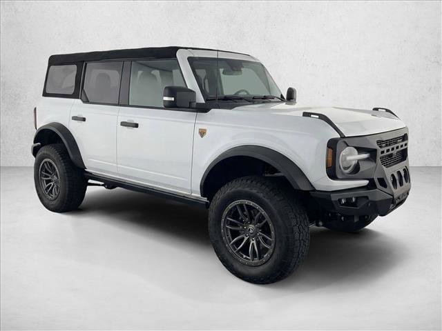 Used 2022 Ford Bronco Badlands AWD/4WD image 3