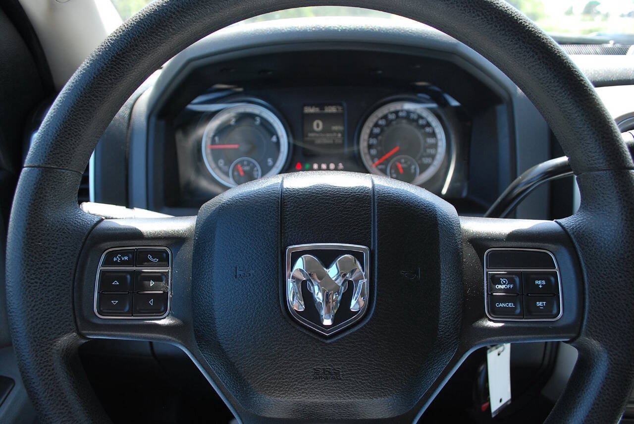 Used 2016 RAM 2500 SLT AWD/4WD image 23