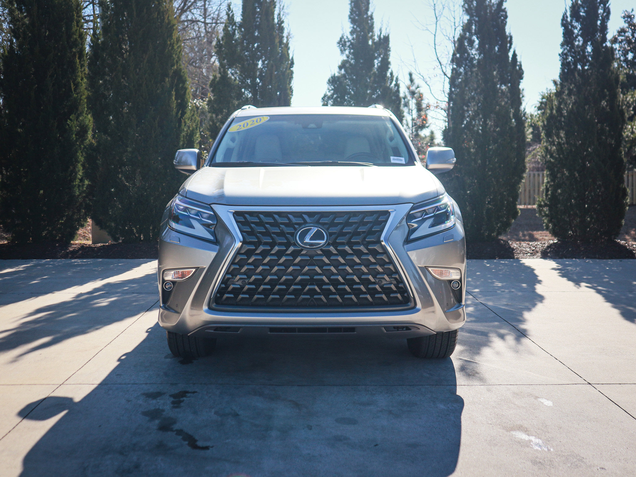 Used 2020 Lexus GX 460 Luxury w/ Accessory Package AWD/4WD image 3