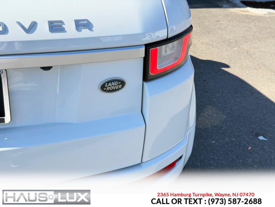 Used 2018 Land Rover Range Rover Evoque Autobiography image 32